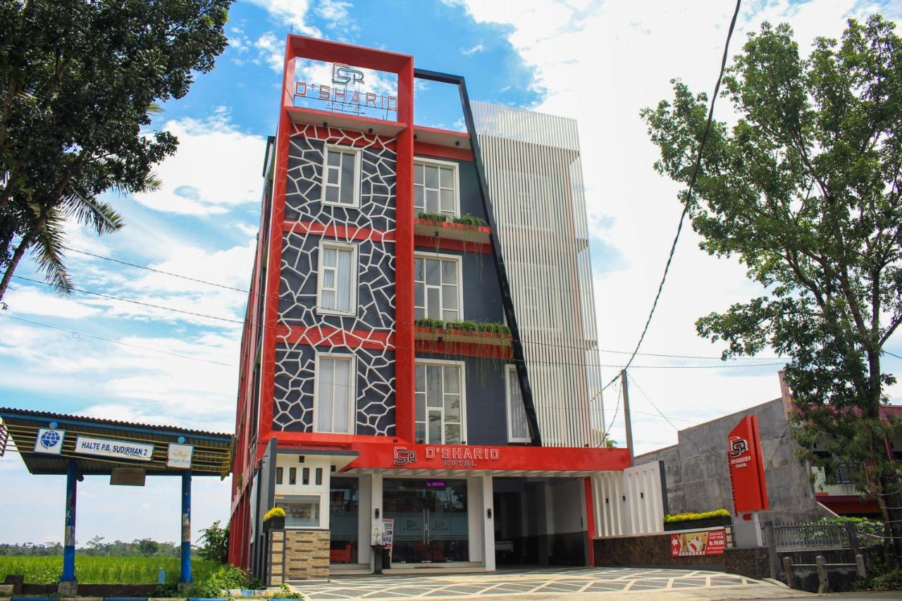 D'Shario Hotel Kepanjen Маланг Екстер'єр фото